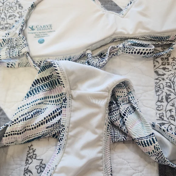 Carve Designs Cardiff Bikini Set - Small NEW - Picture 10 of 10